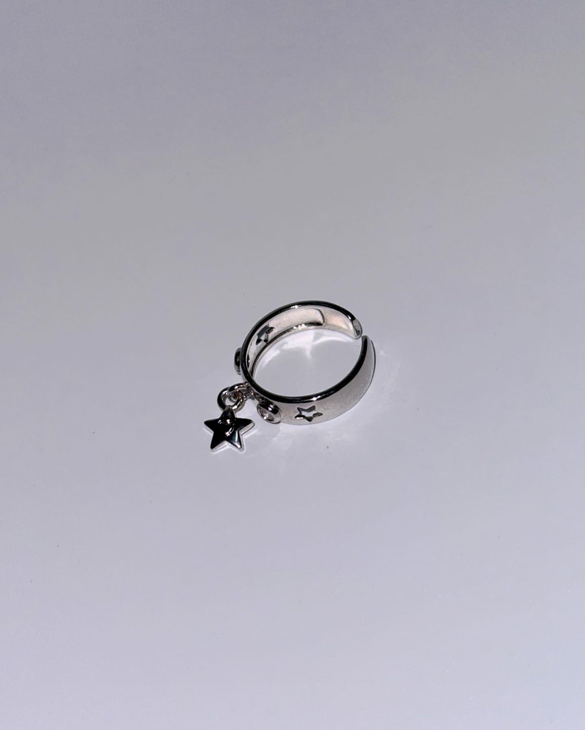 Silver drop star ring