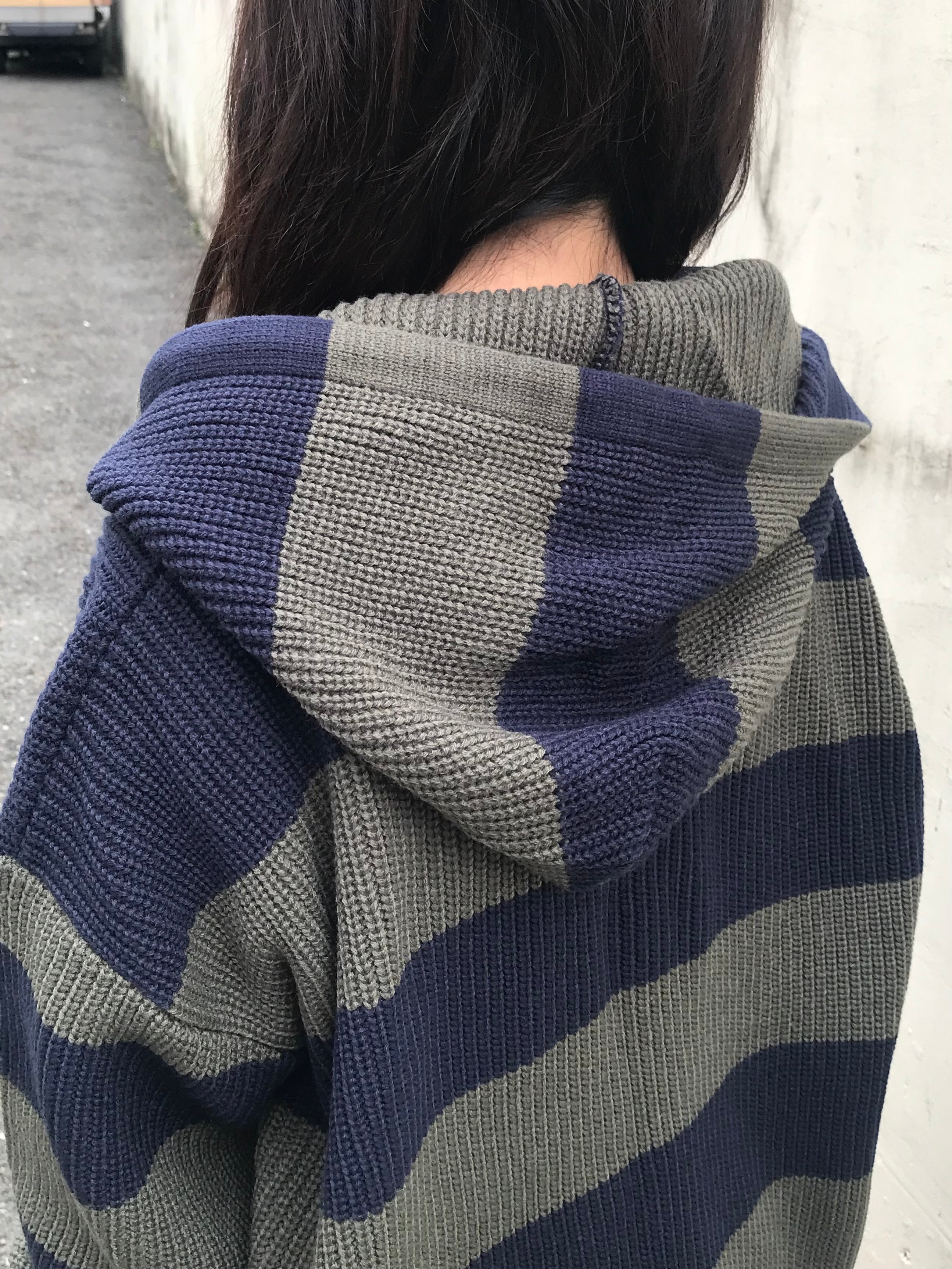 Farmer stripe knit hood