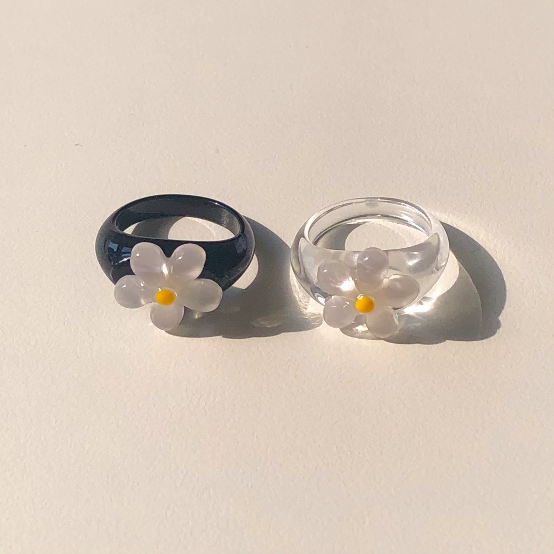 Big Flower Acrylic Rings (2 colors)