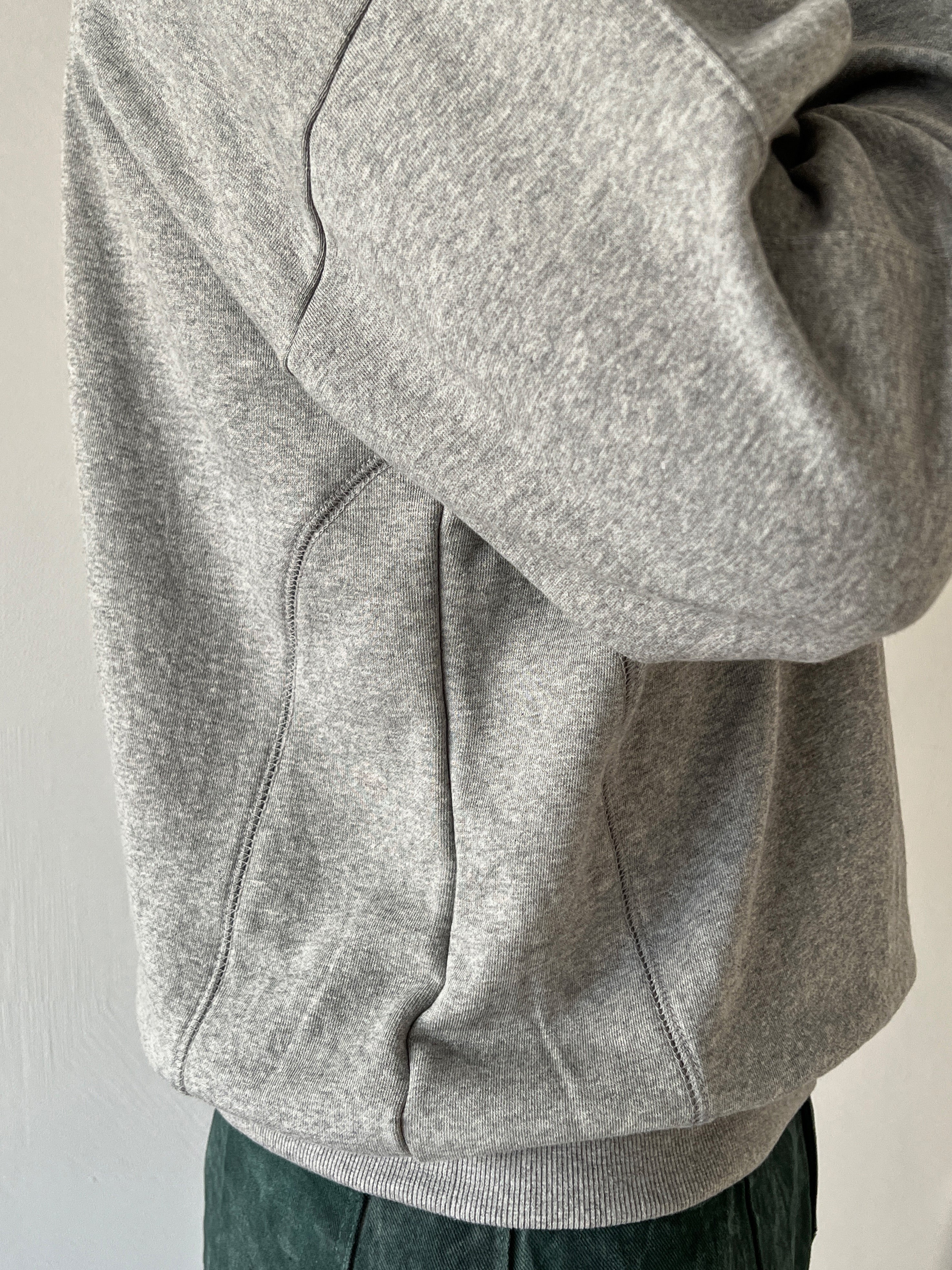 Side cutting loose fit sweatshirt(3colors)