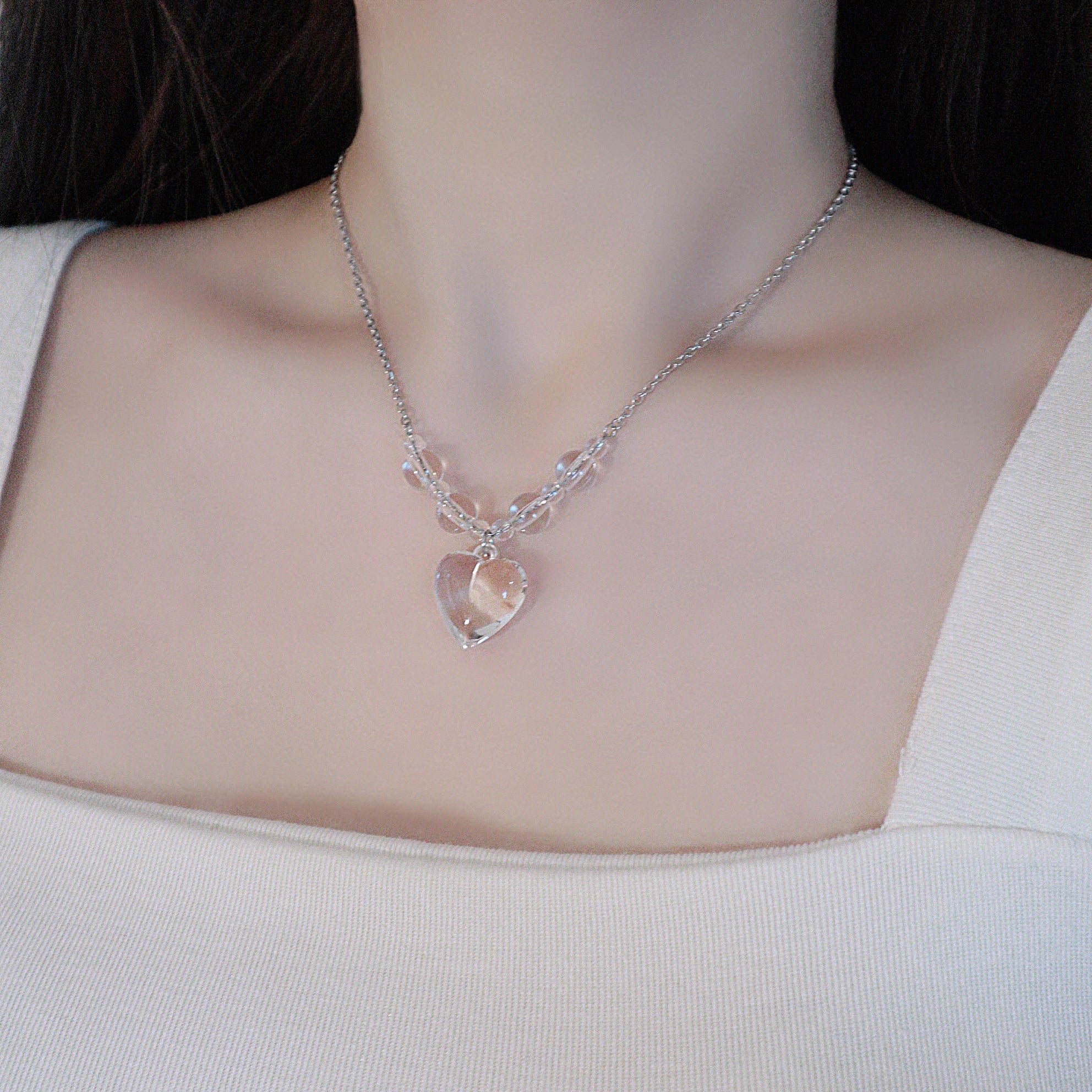 transparent heart bead necklace