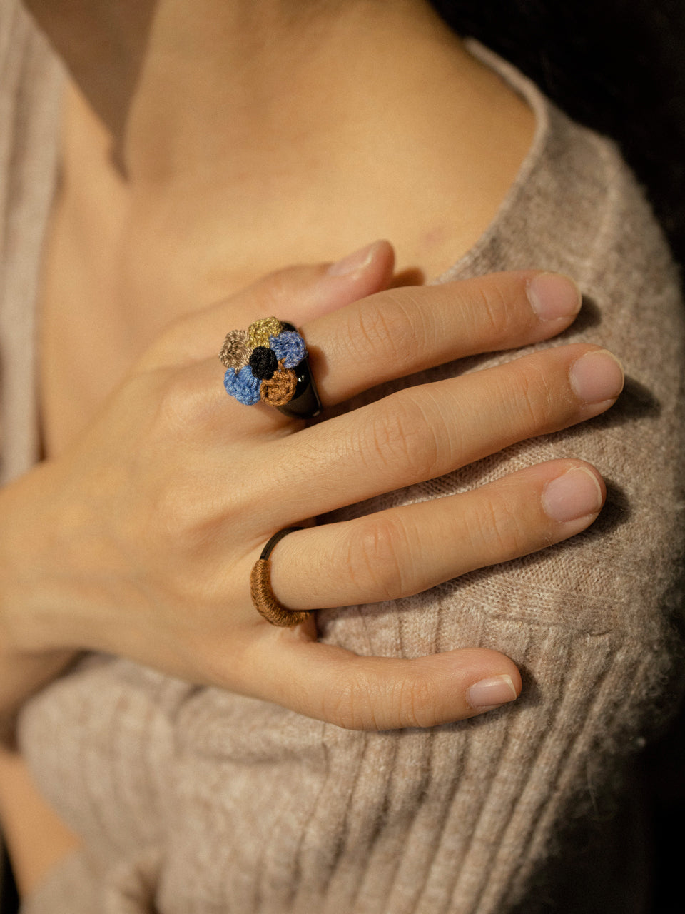 Color of time knit flower ring