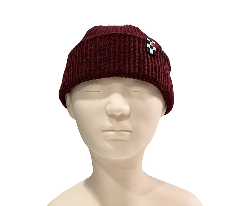 CHECKERBOARD LOGO SHORT BEANIE WINE