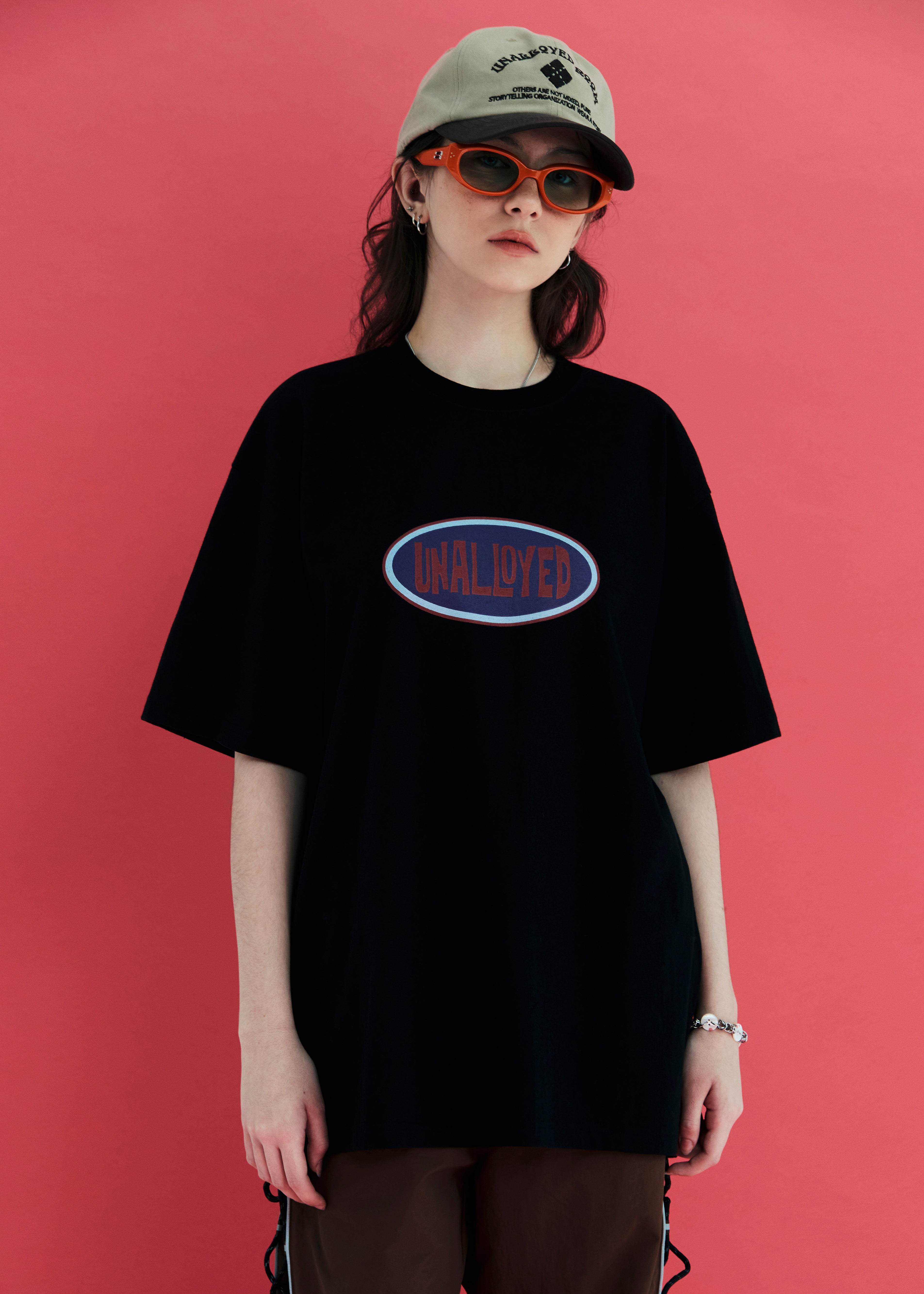 OVAL LOGO T SHIRT / BLACK