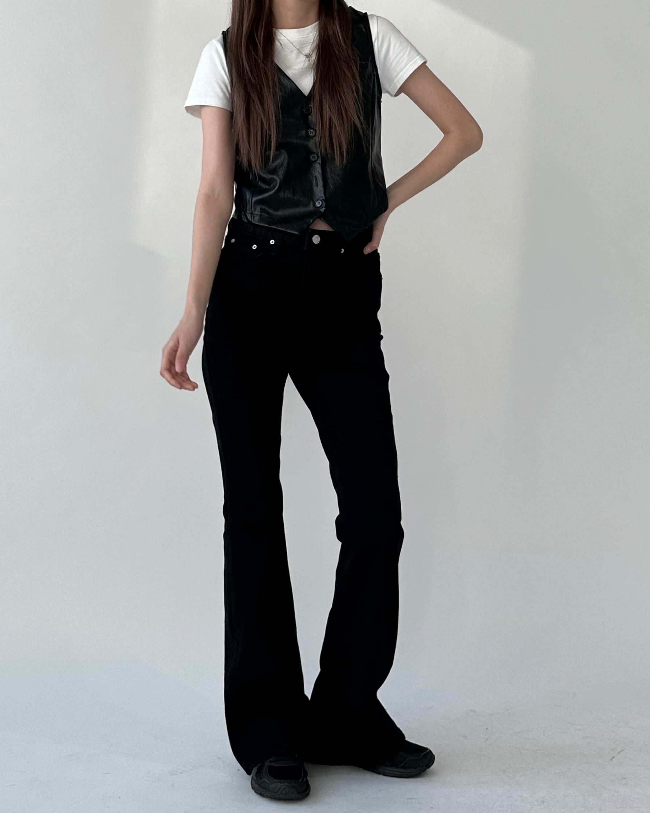 Senne Black Bootcut Jeans