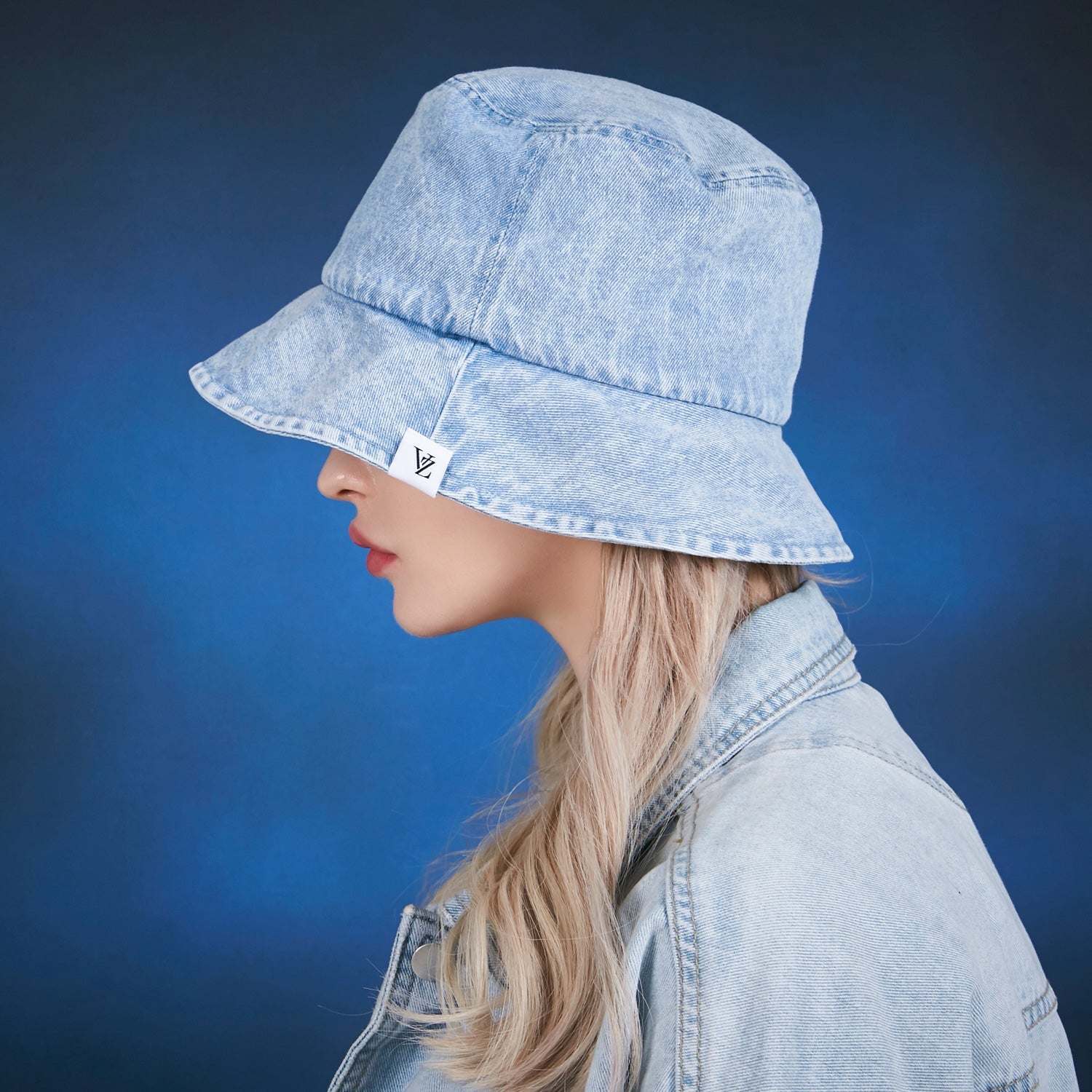 Stone wash denim bucket hat