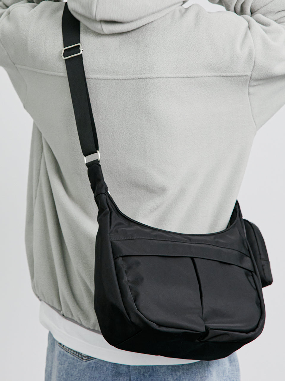 HIGORO NYLON UTILITY MESSENGER BAG BLACK