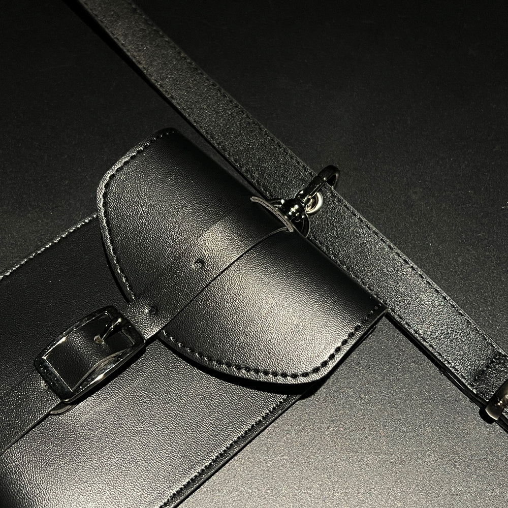 Mini pocket metal buckle belt (Black)