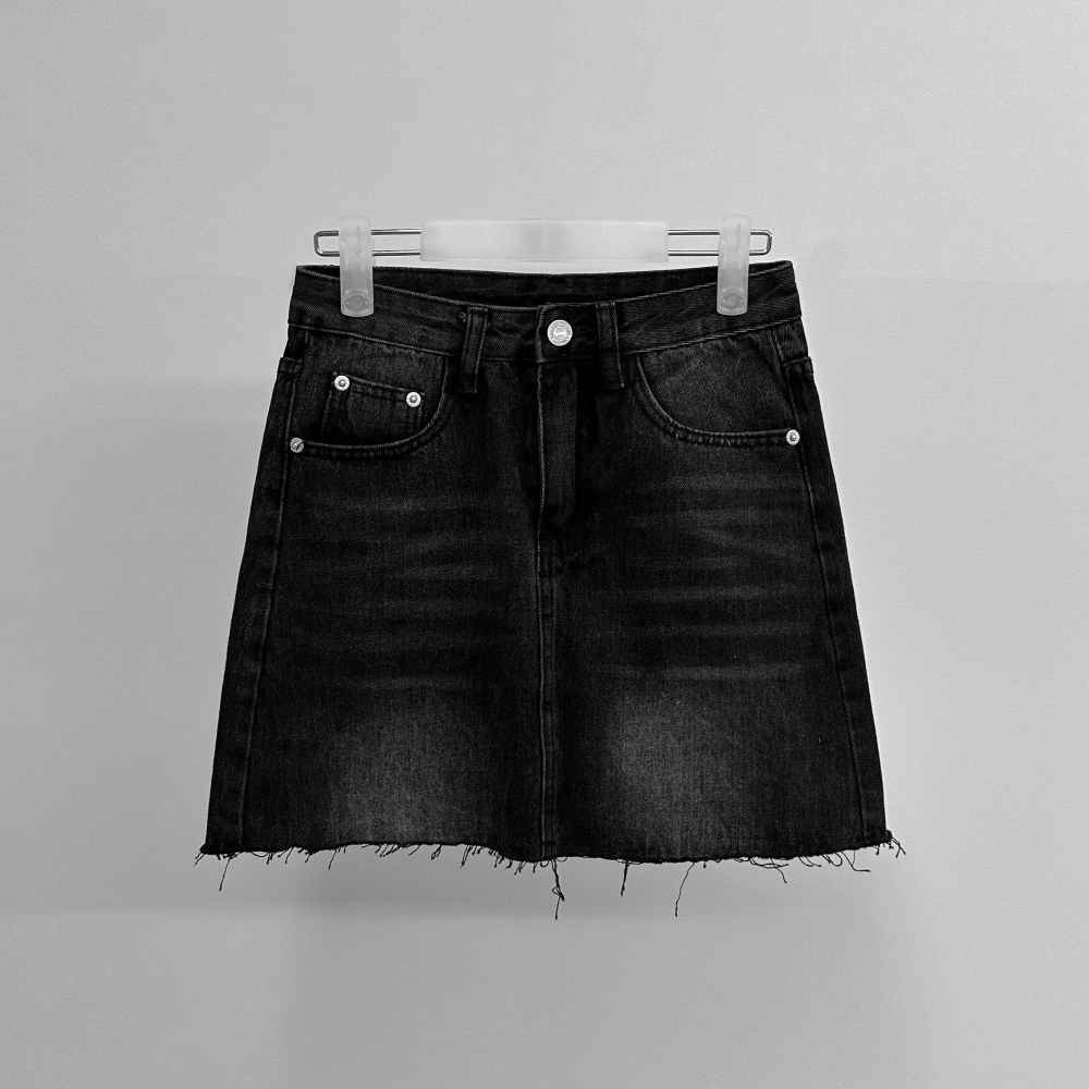 cutting mini denim skirt jean