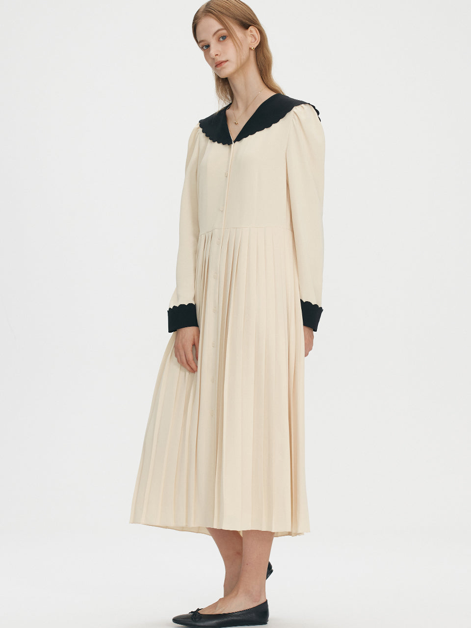 Scallop pleated dress - Butter