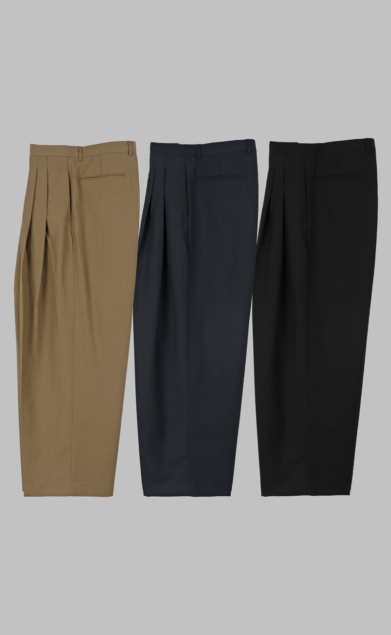 Multi tuck wide slacks