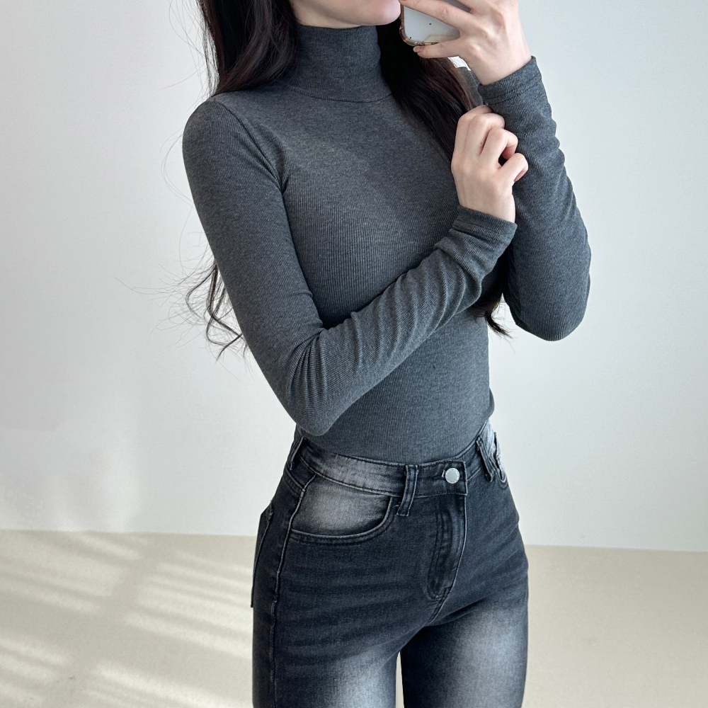 Soft turtleneck Long sleeved