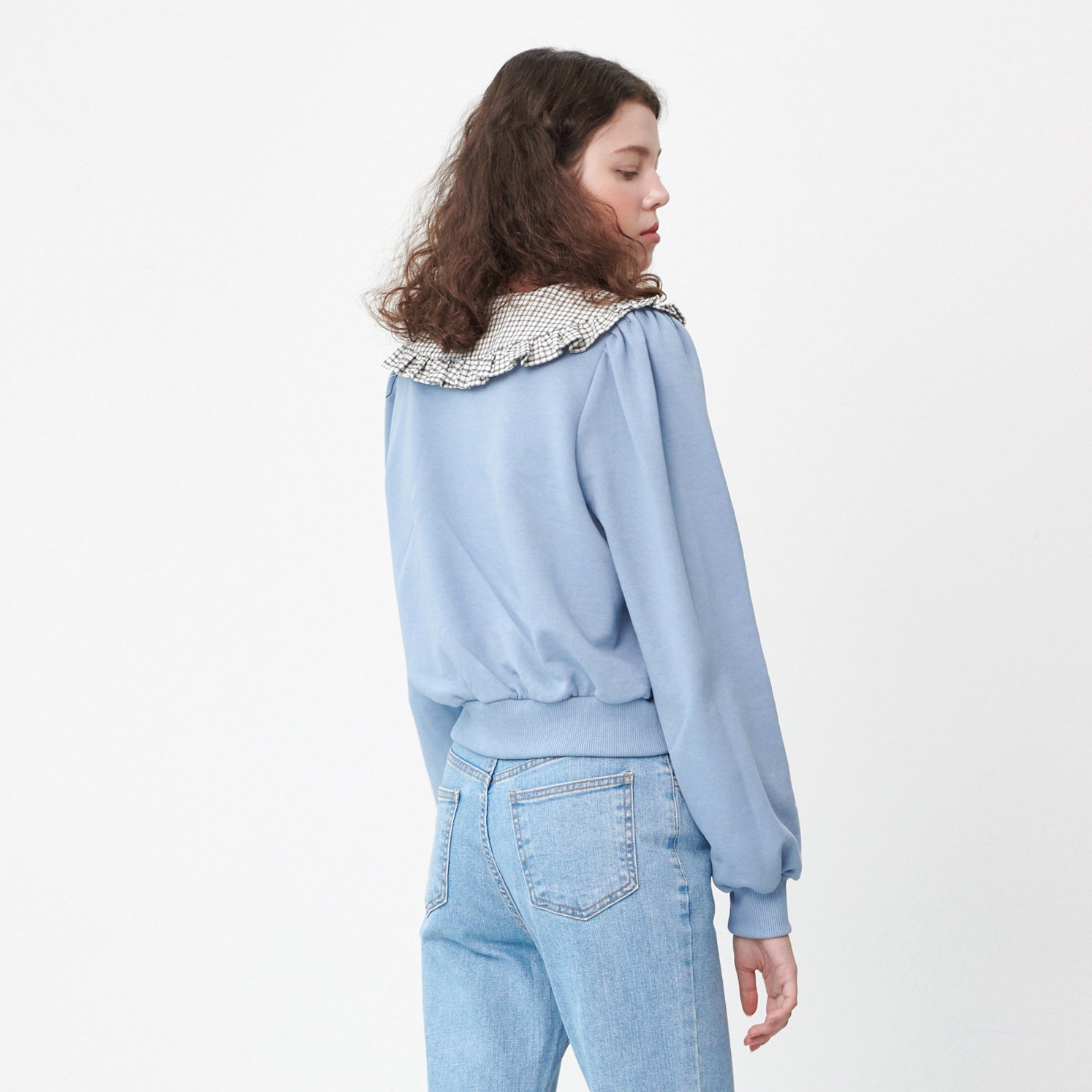 CHECK COLLAR CROP SWEATSHIRT_PASTEL BLUE