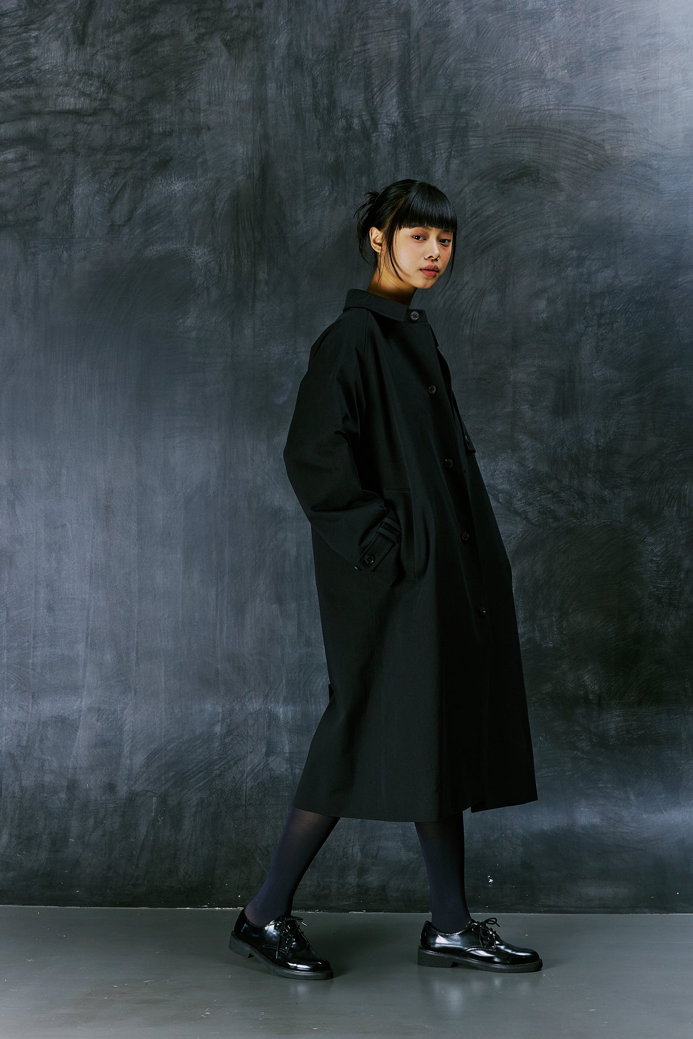 EARTH COTTON BALMACAAN COAT (Black)