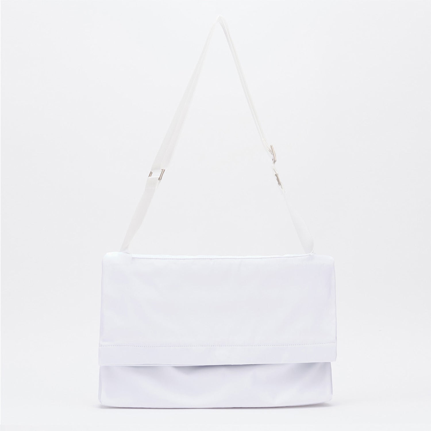 E'EN Messenger Bag (White)