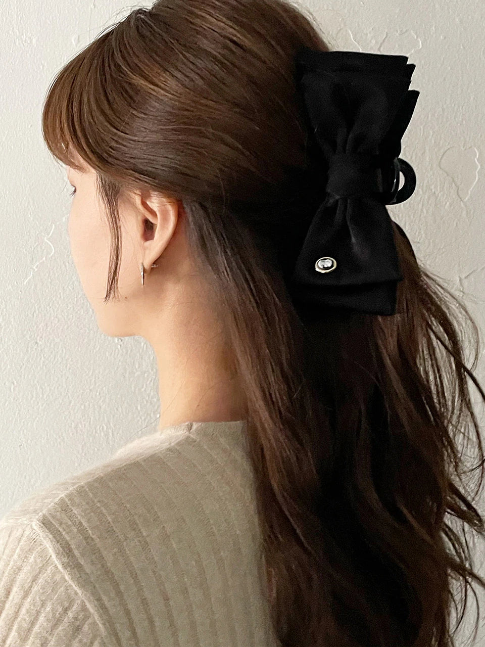 oar Vintage Cameo Ribbon Hair Claw [Black]