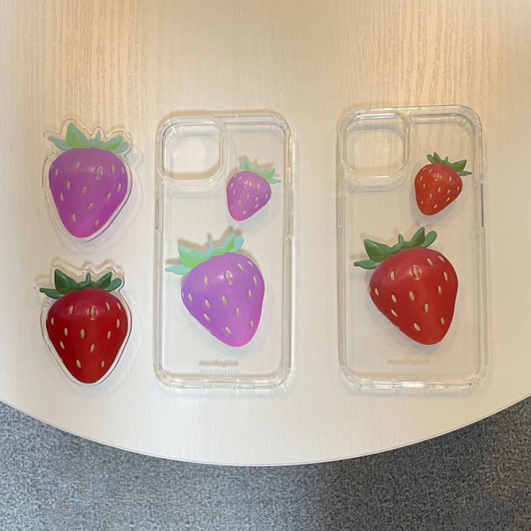 Strawberry phone case (jell hard)