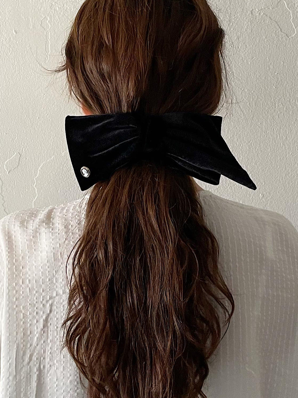 Vintage Velvet Big Ribbon Barrette [Black]