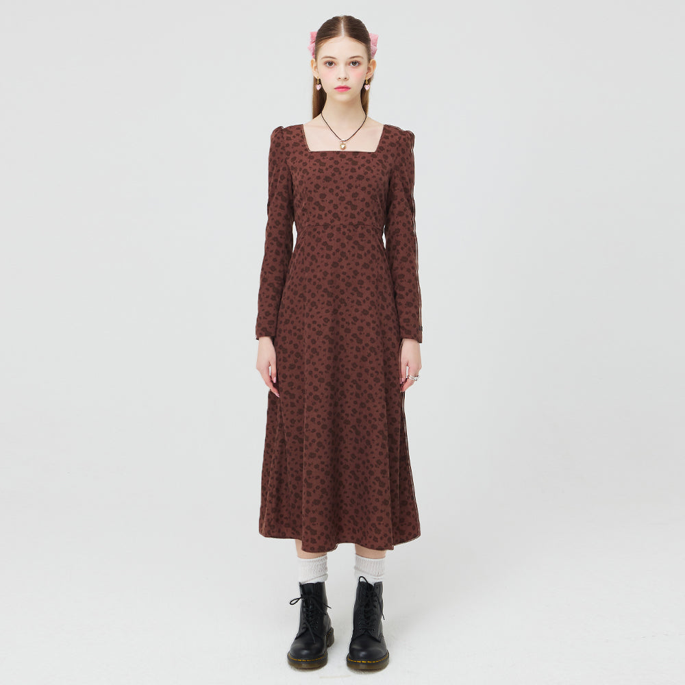 SQUARE NECK LONG DRESS _ BROWN