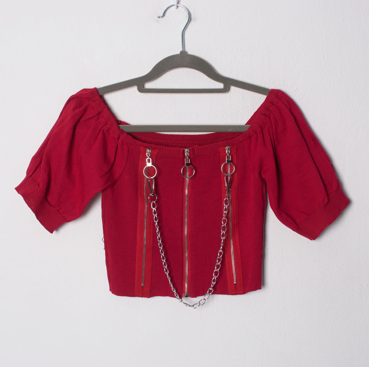 TOP(8148) Off Shoulder Zipper Chain Top