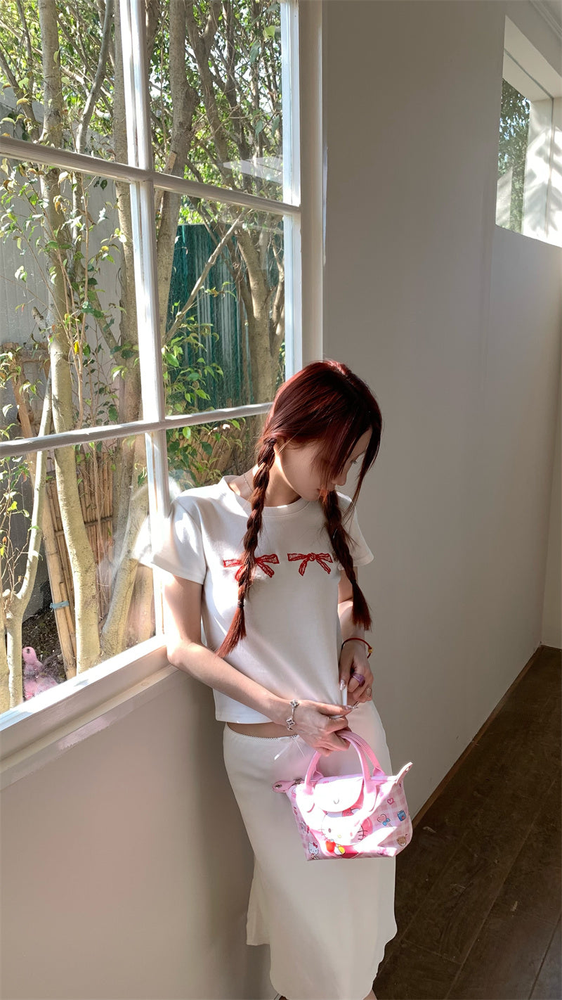 Travel Bow Short Sleeve T-Shirt