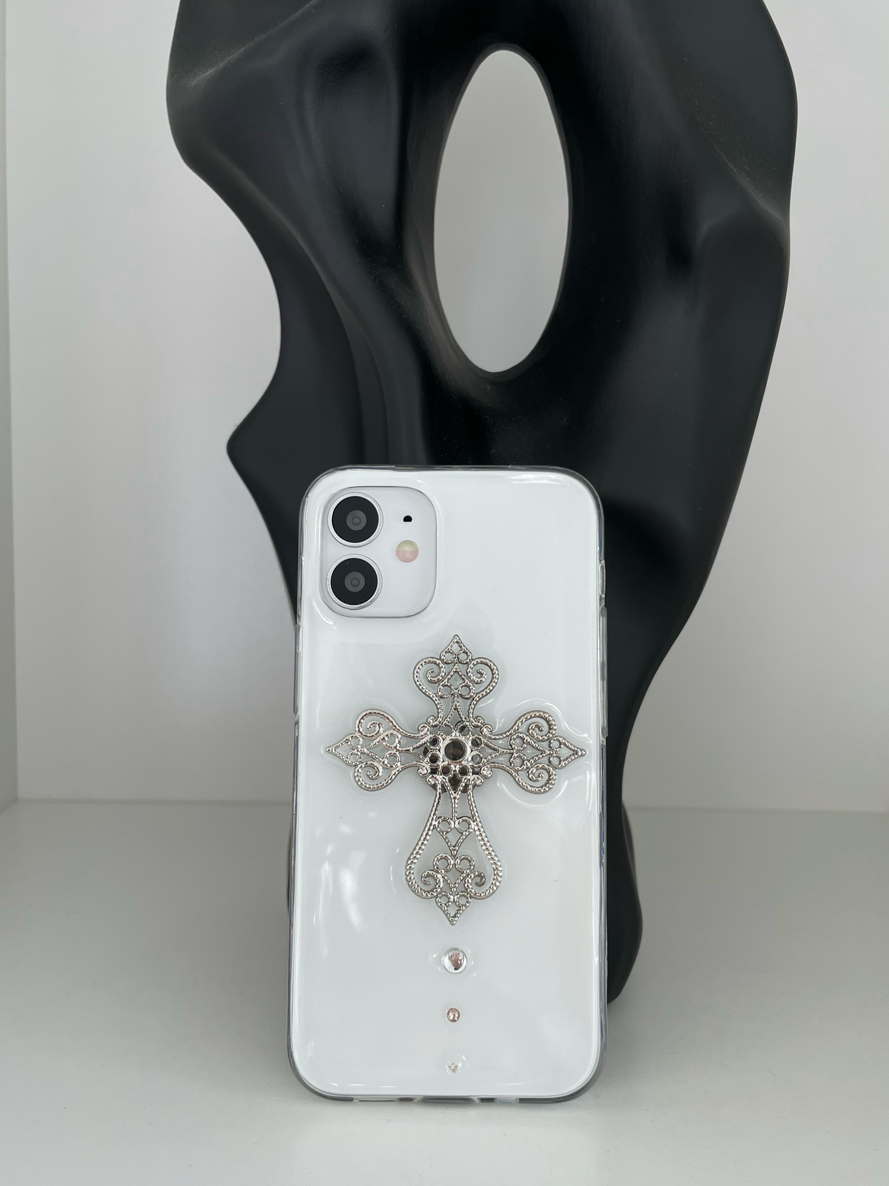 crosshearts iphone resin case