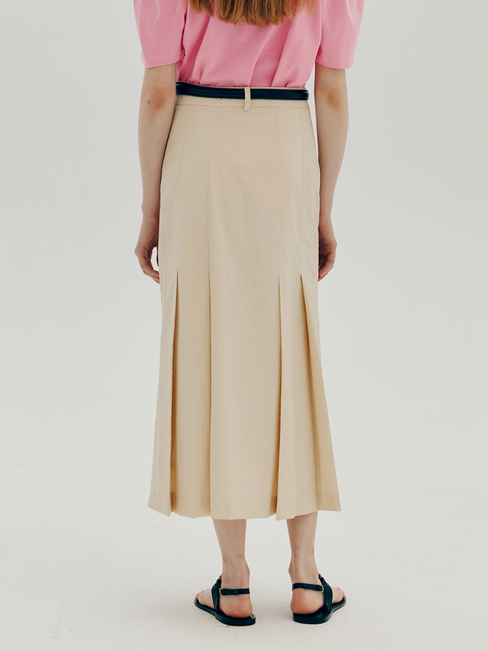 Pleated long slit skirt - Cream