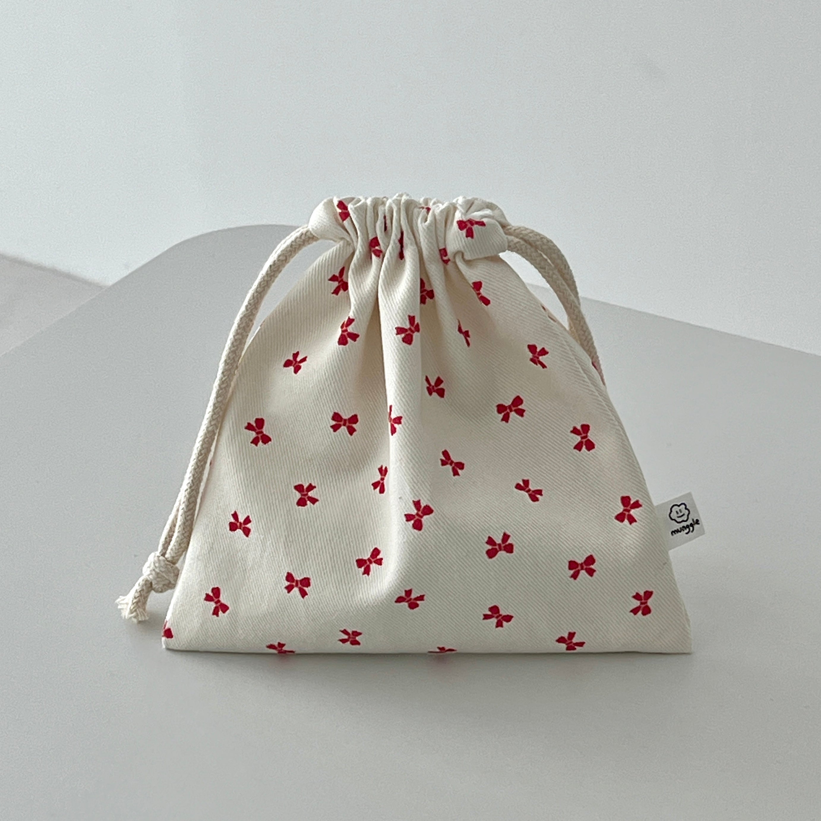 RED RIBBON STRING POUCH