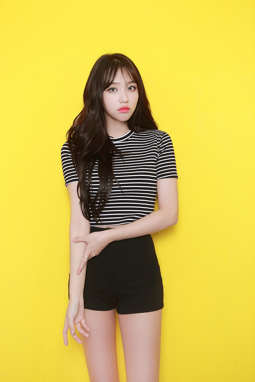 TOP(6185) Striped Crop Tee