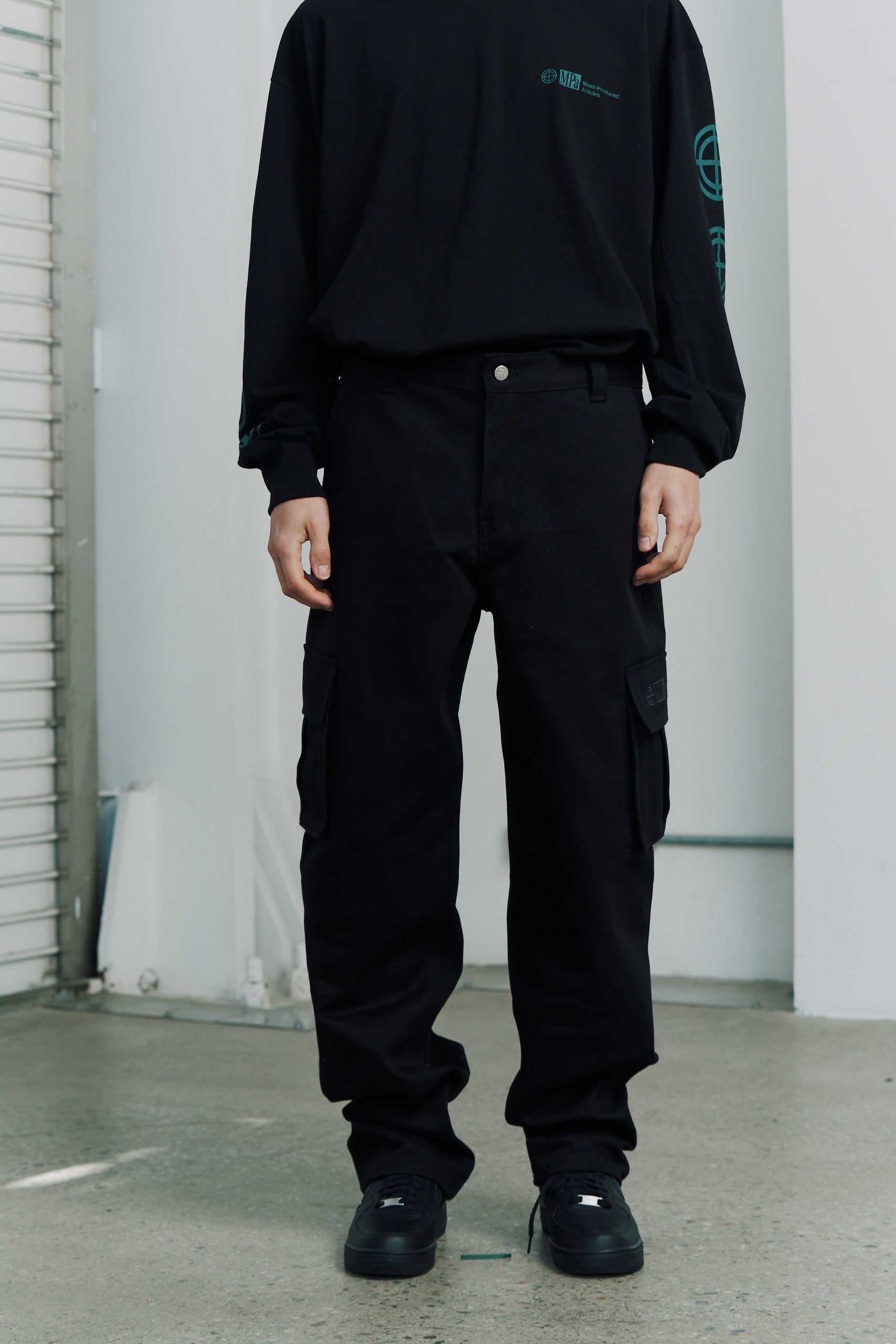 ラインカーゴパンツ / Line Cargo Pants (Black) – 60% - SIXTYPERCENT