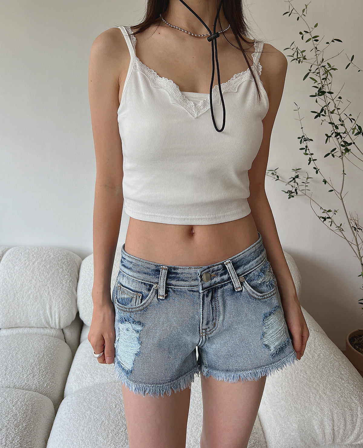 no.730 Low Waist Denim Shorts