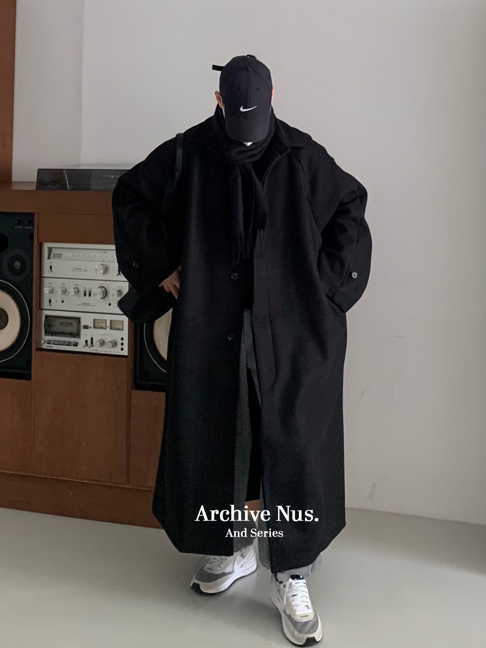 Nus. Wool Black Coat (Black)