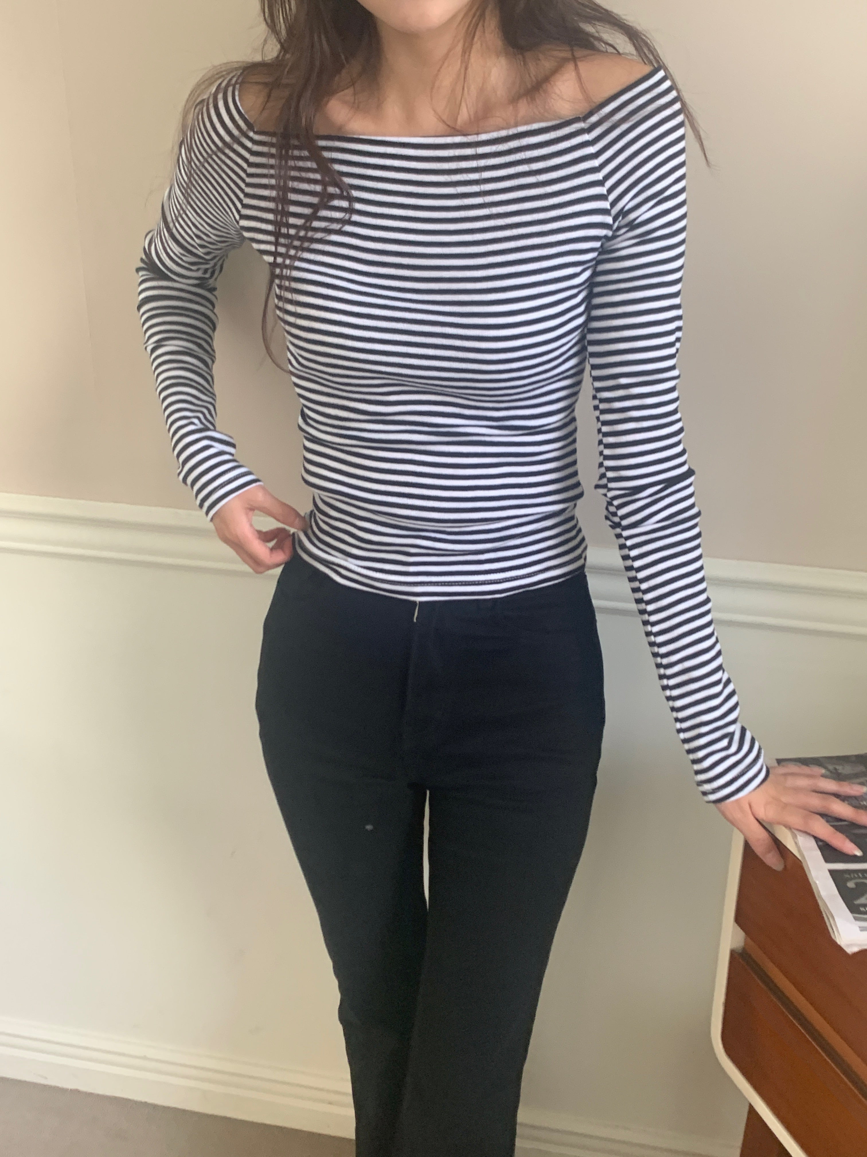 Striped Off-Shoulder Long-Sleeved T-Shirt