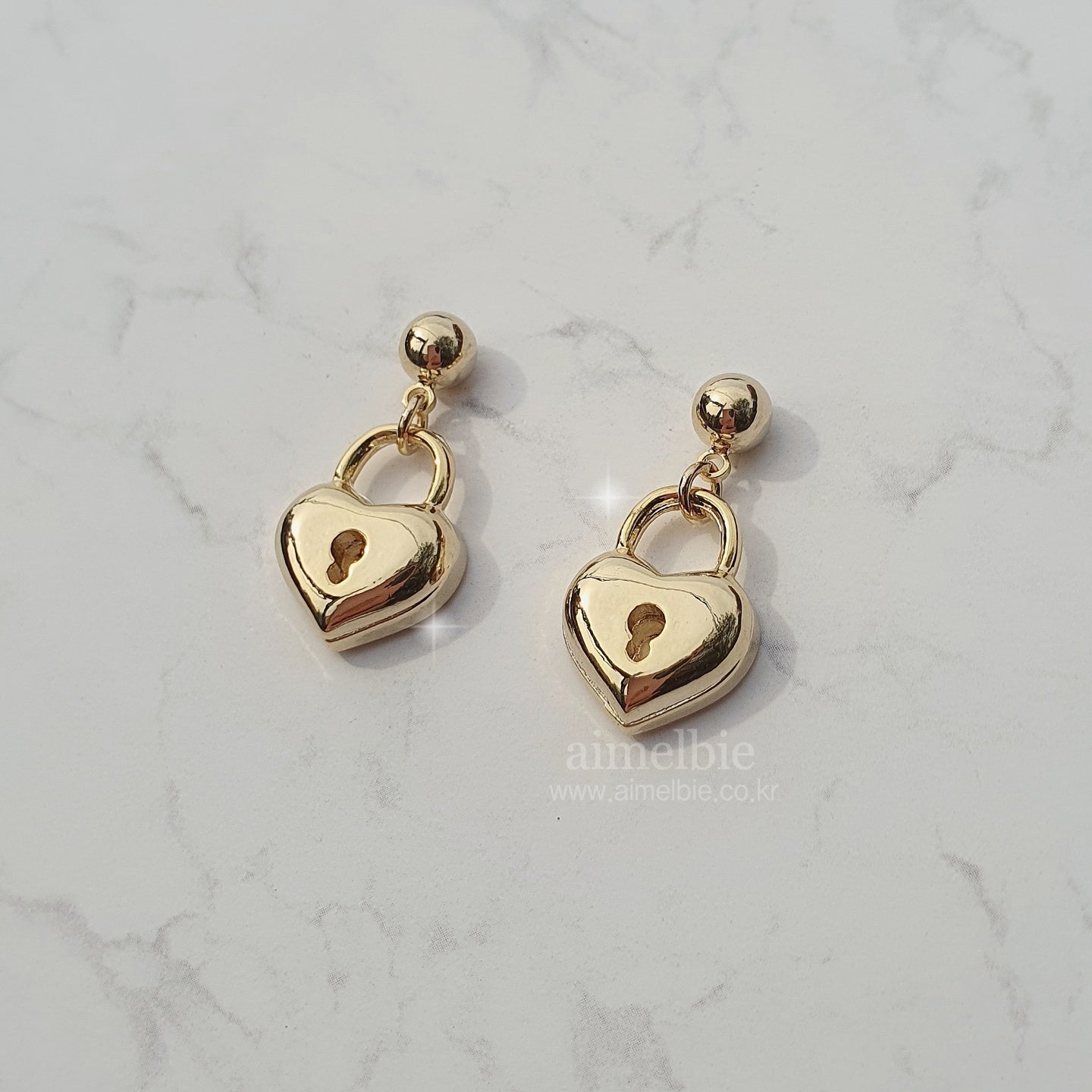  Gold Heart Lock Piercing (Ive Yujin, Ive Rei, Billlie Sheon Piercing)