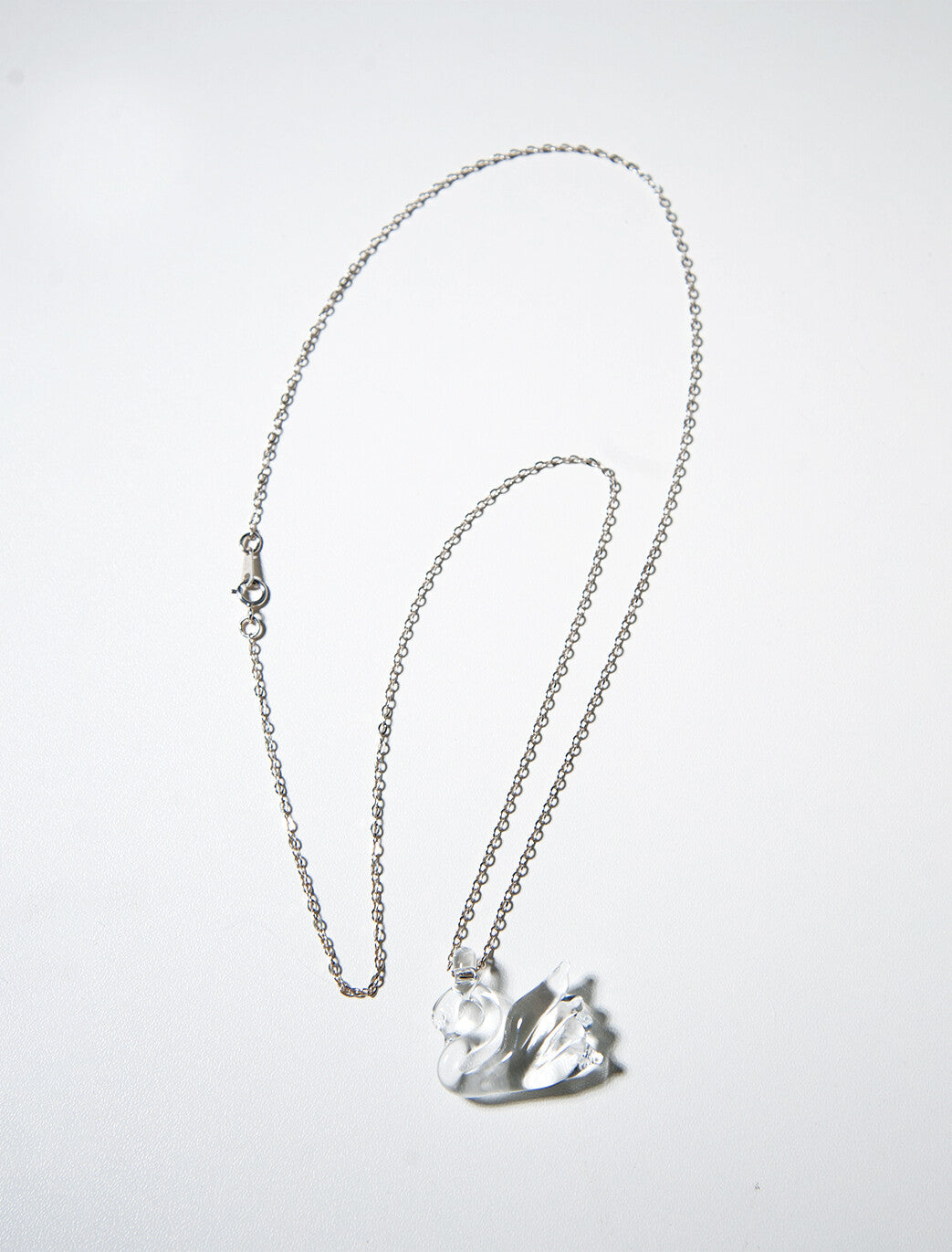 GLASS SWAN NECKLACE