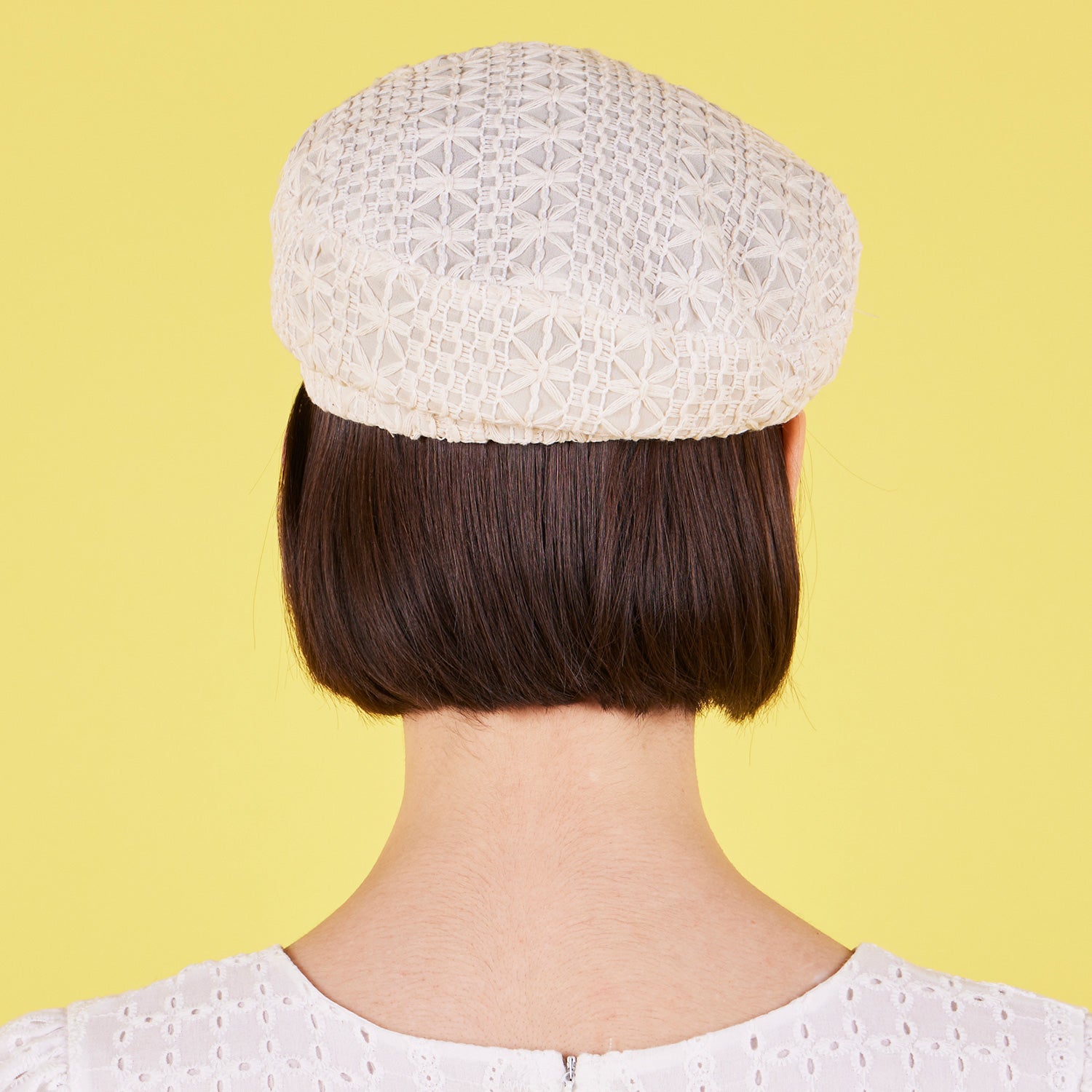 Epoxy Stud See Through Beret White