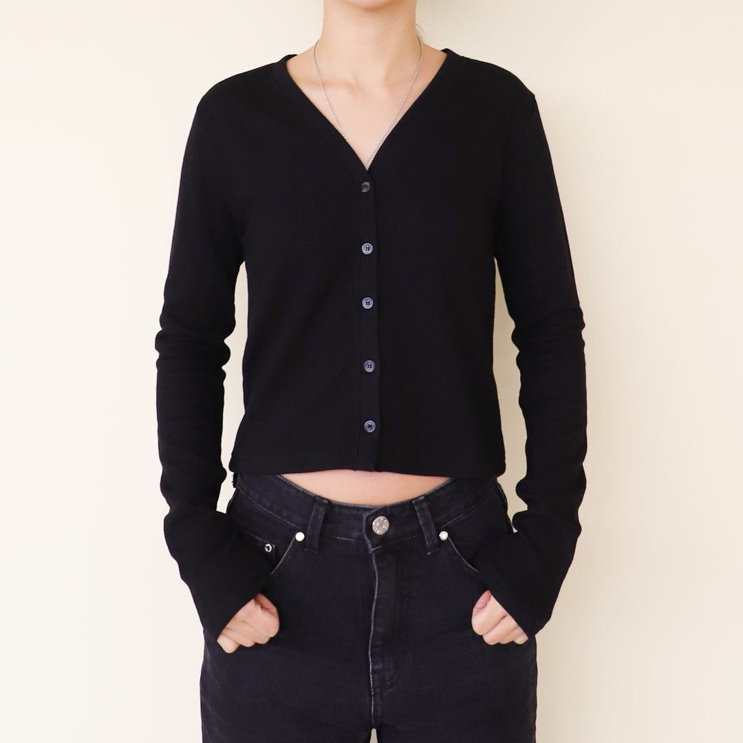 GREEDY CROP CARDIGAN (BLACK)