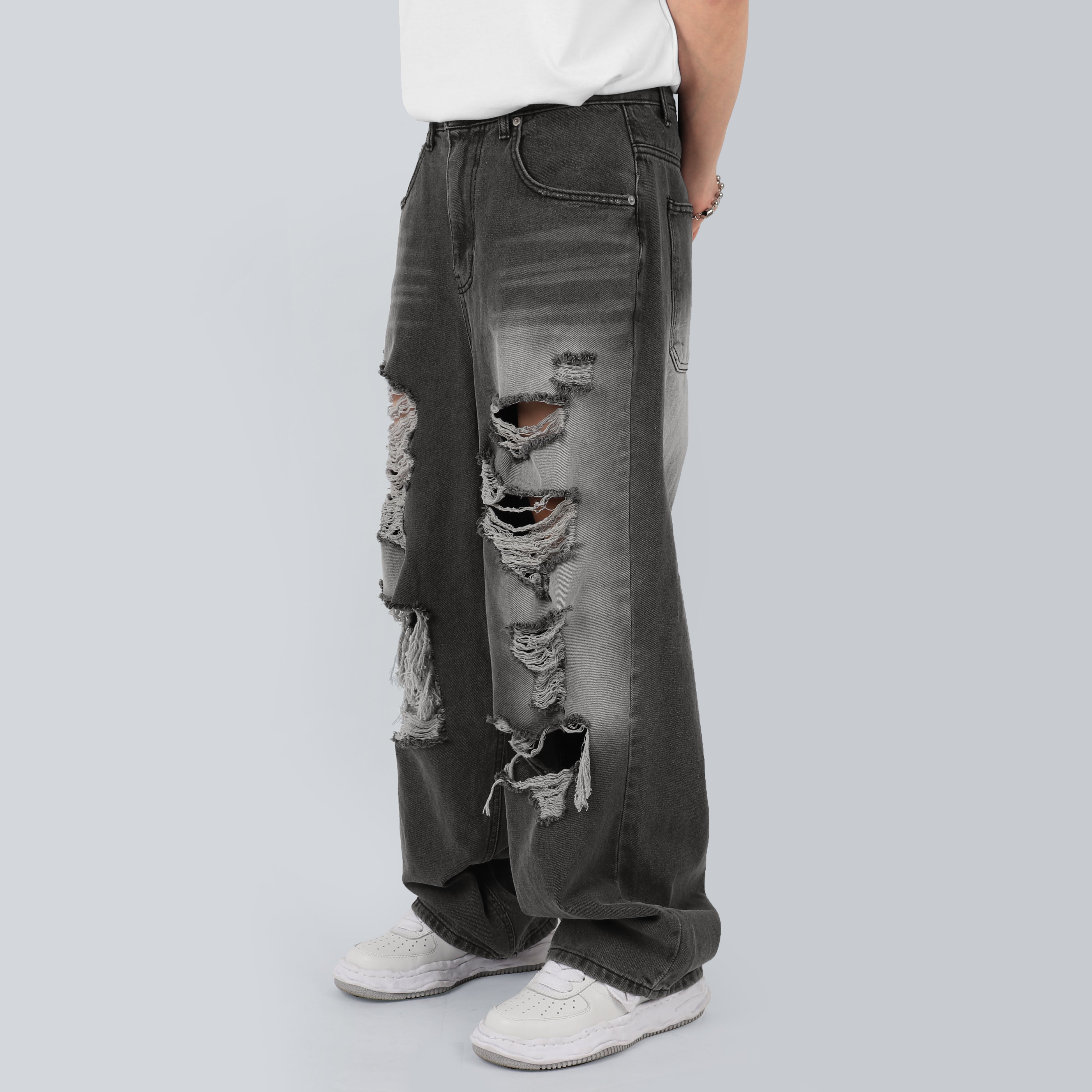 Deep destroyed jeans