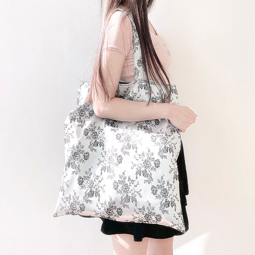 Rose Embroidery Satin Eco-bag (L/White Silver)