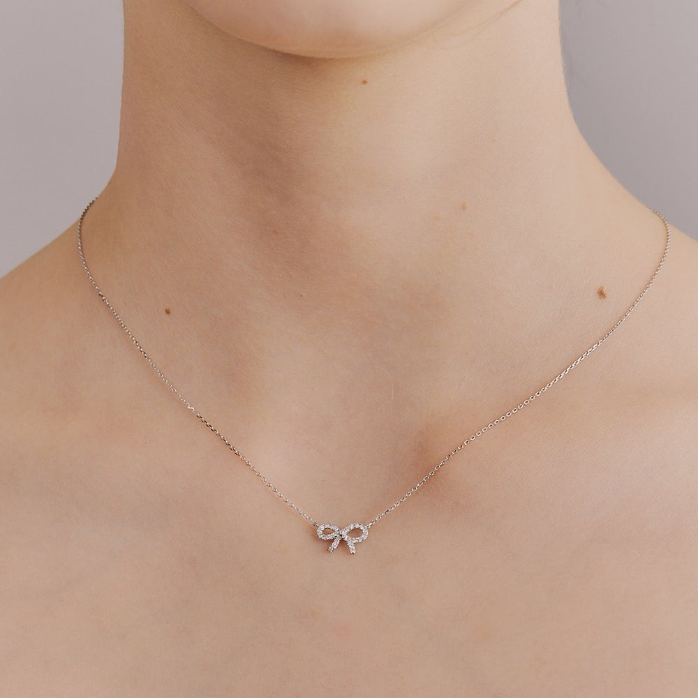 tiny ribbon cubic necklace