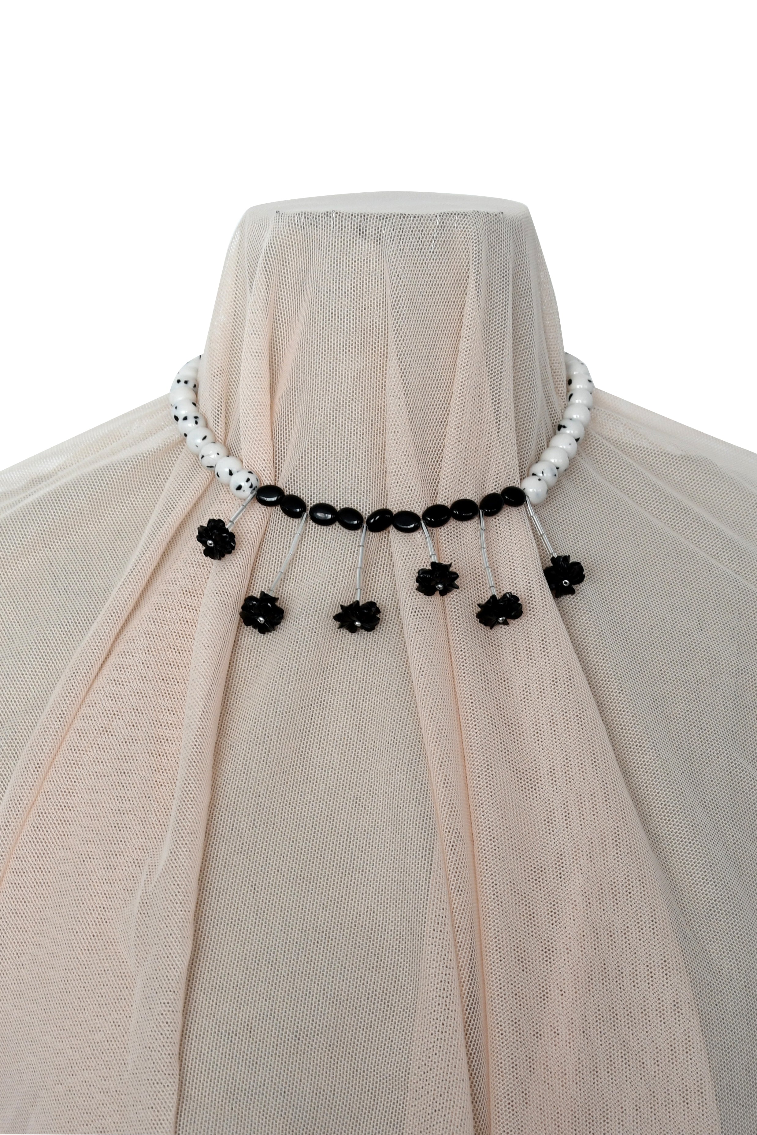 Black White Flower Necklace