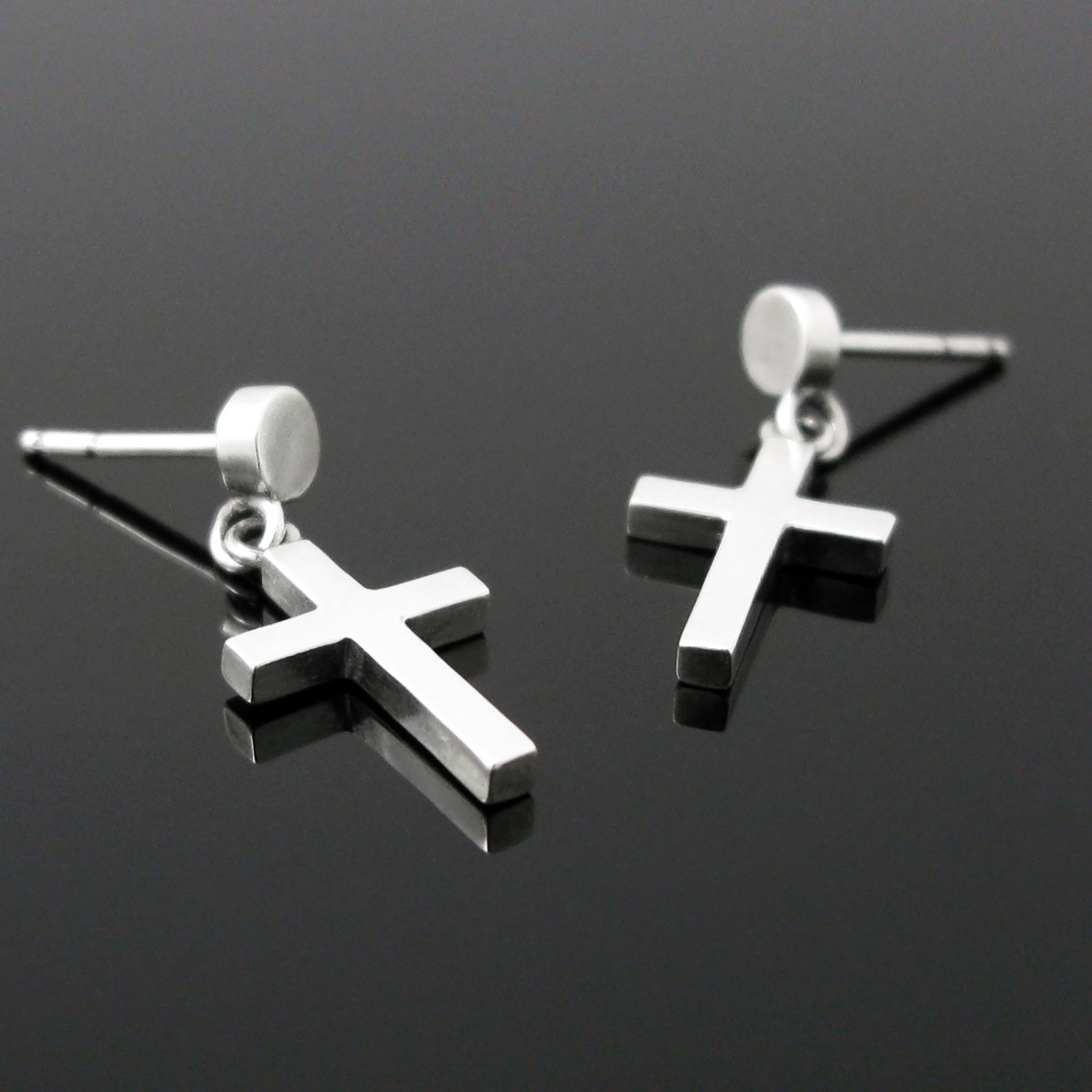 Naive Cross-D1 silver earring