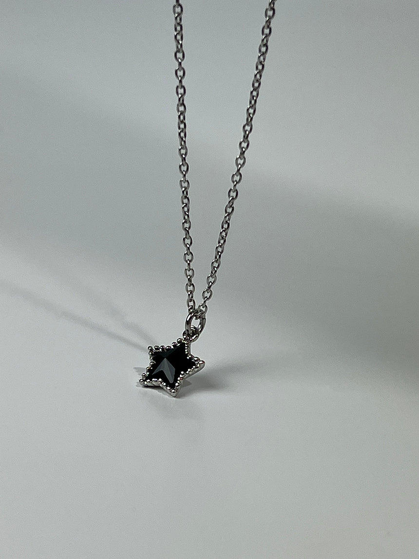 ﻿Little star necklace