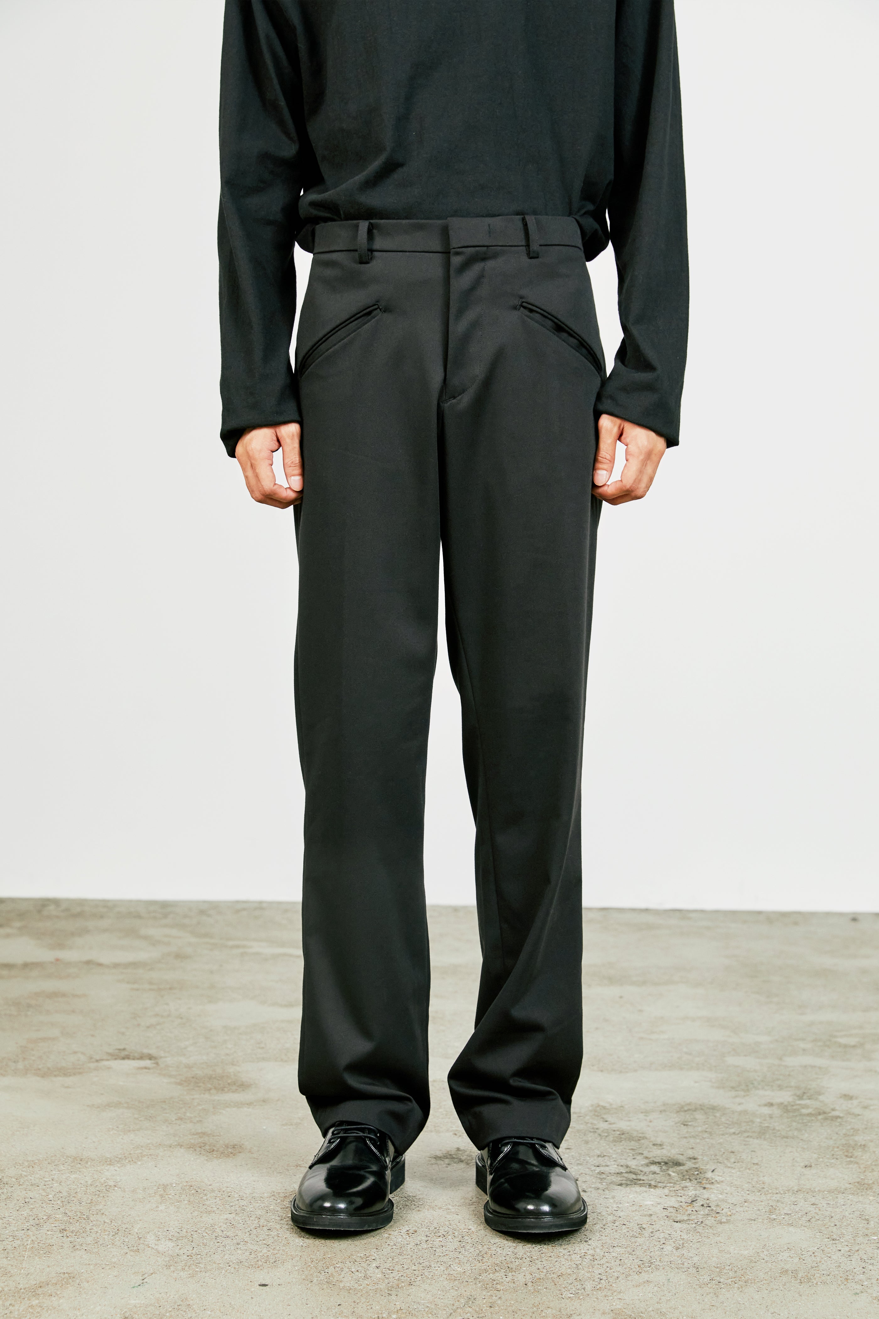 essential welt pocket slacks black