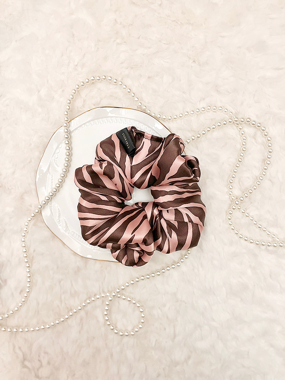 Zebra Satin Scrunchie (2color)