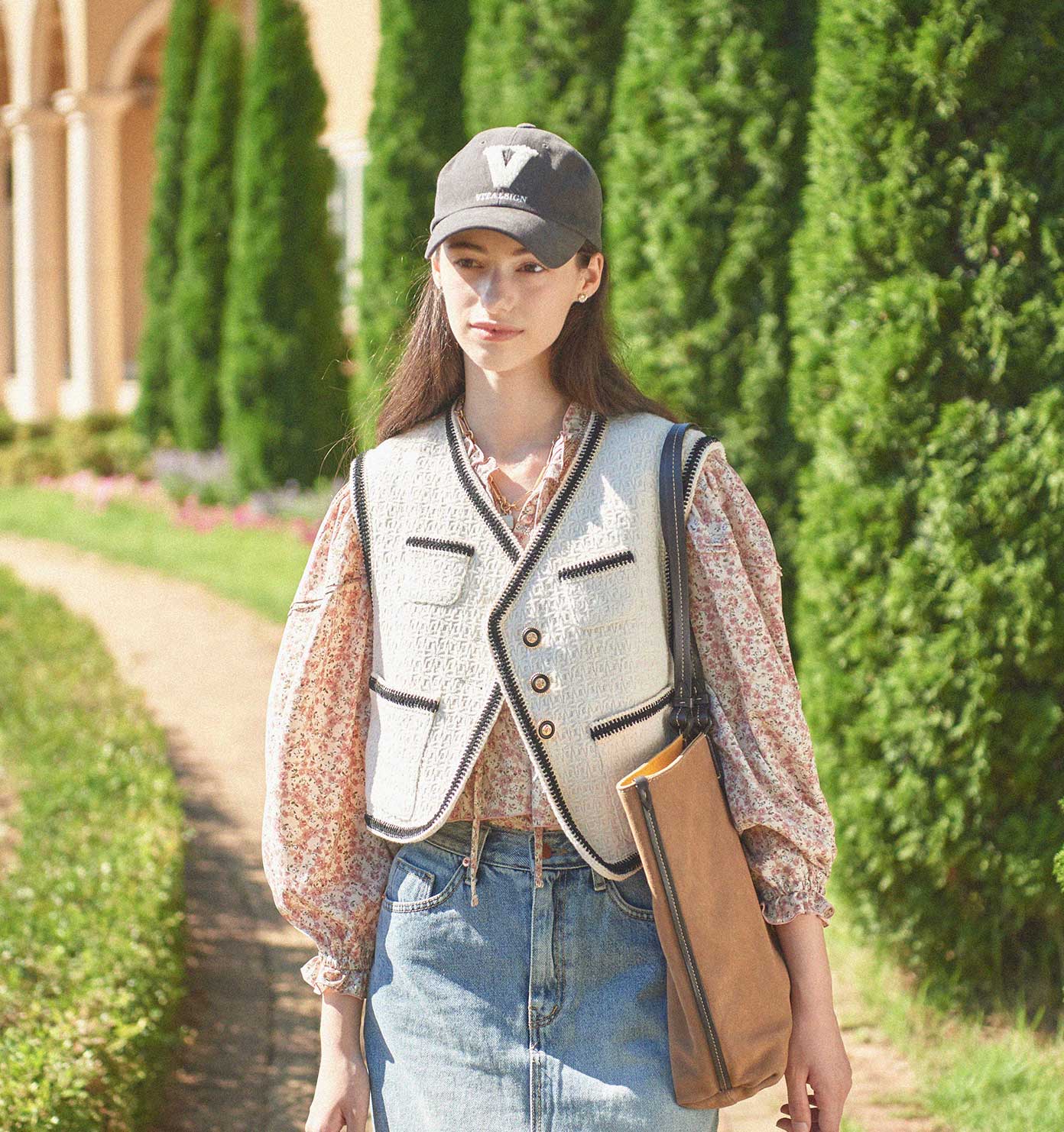 Tweed Quilted Lace Vest (Ivory)