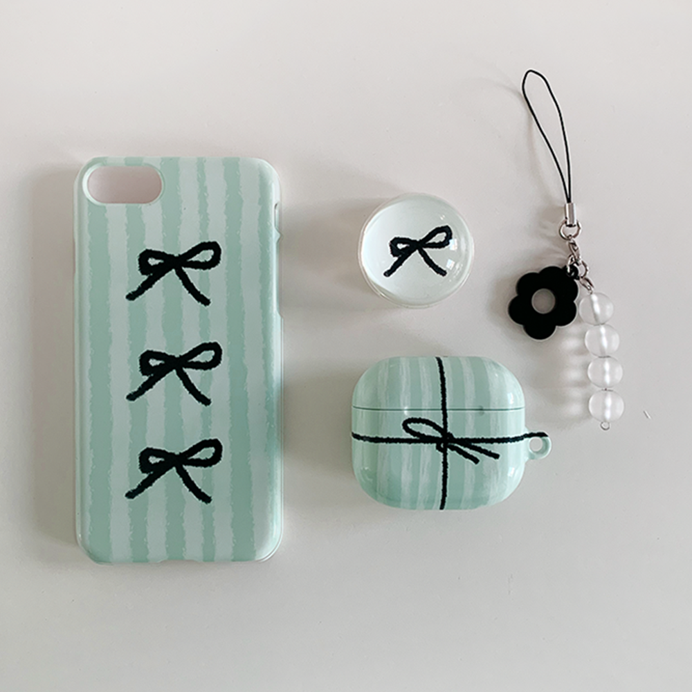 Airpods • Buds case _ Soft mint present