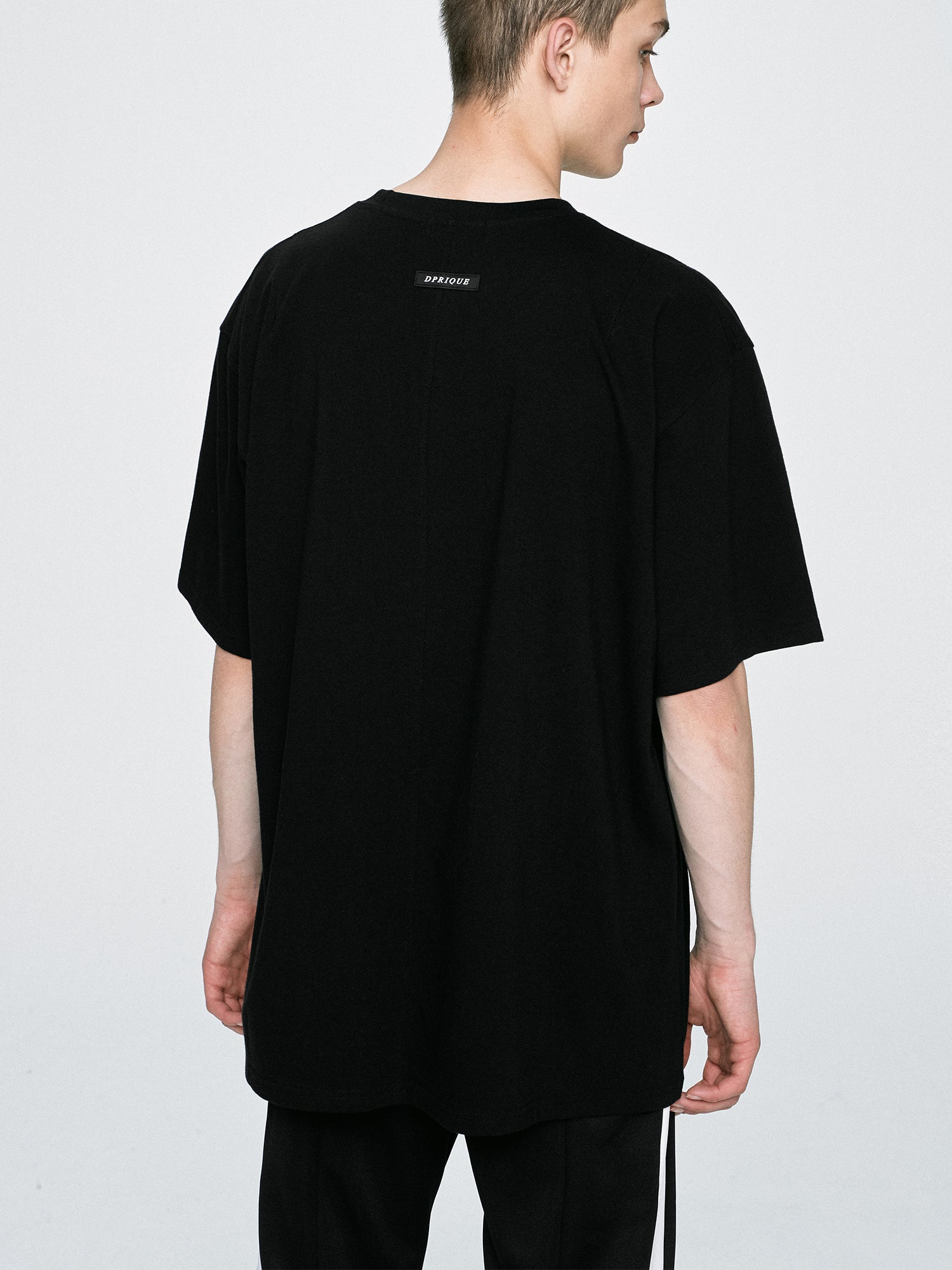 LOGO T-SHIRT - BLACK