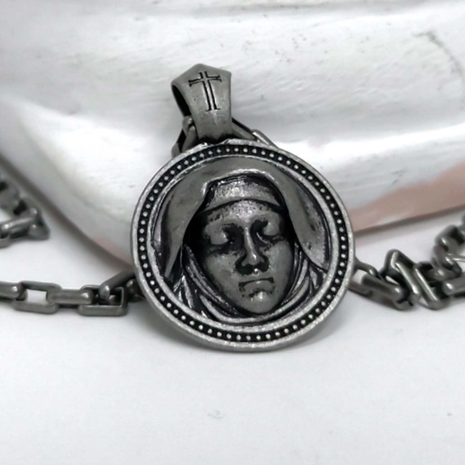 [BLESSEDBULLET]virgin mary chain necklace_MEDIUM