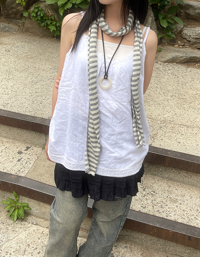 Layered linen sleeveless